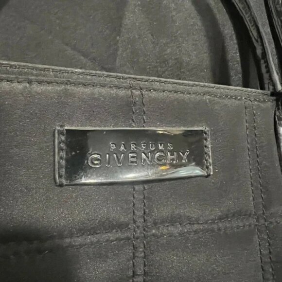 Givenchy Parfums Tote quilted canvas patent handle - Picture 3 of 7